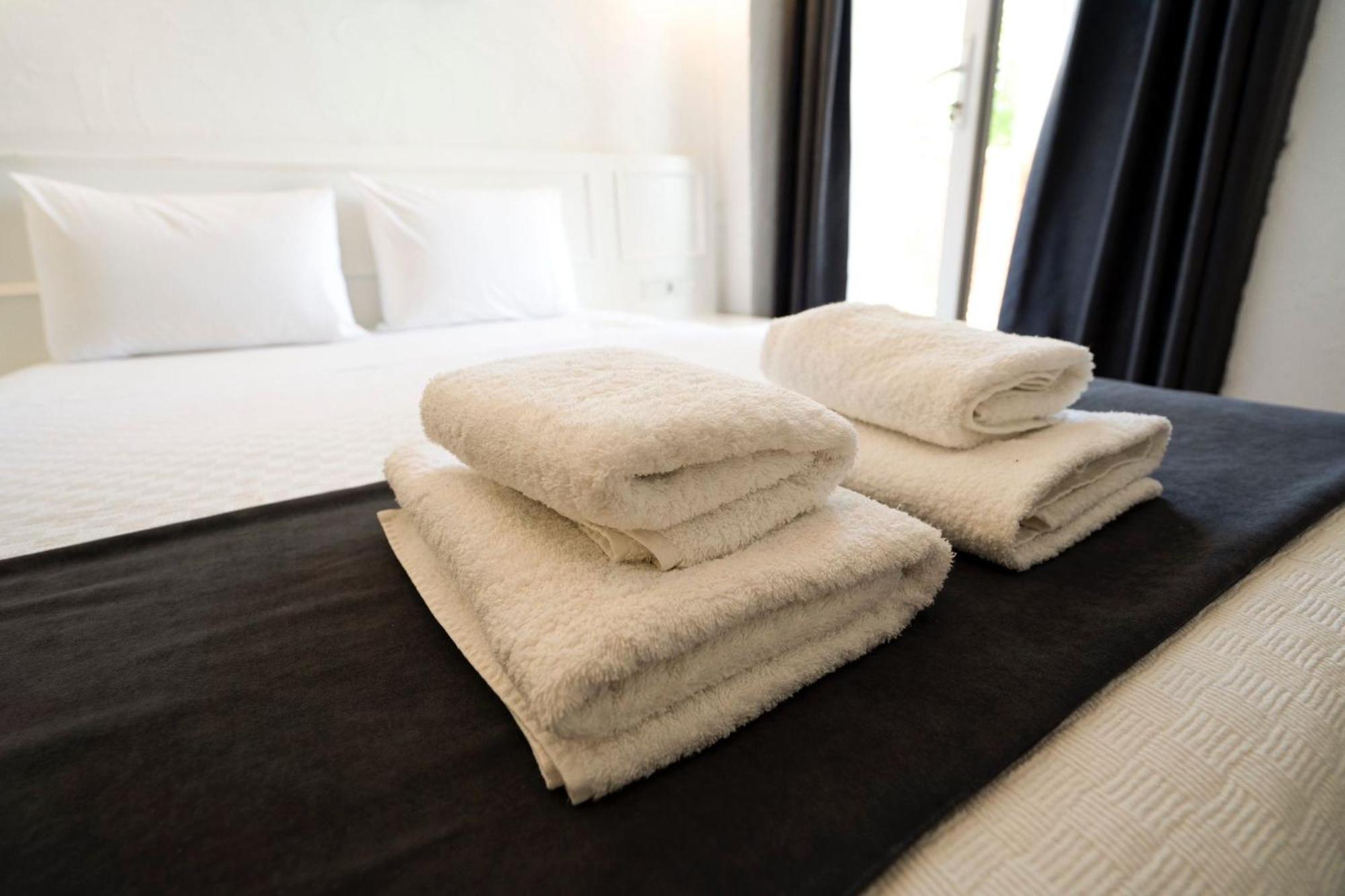 Londia Otel Алакати Екстериор снимка