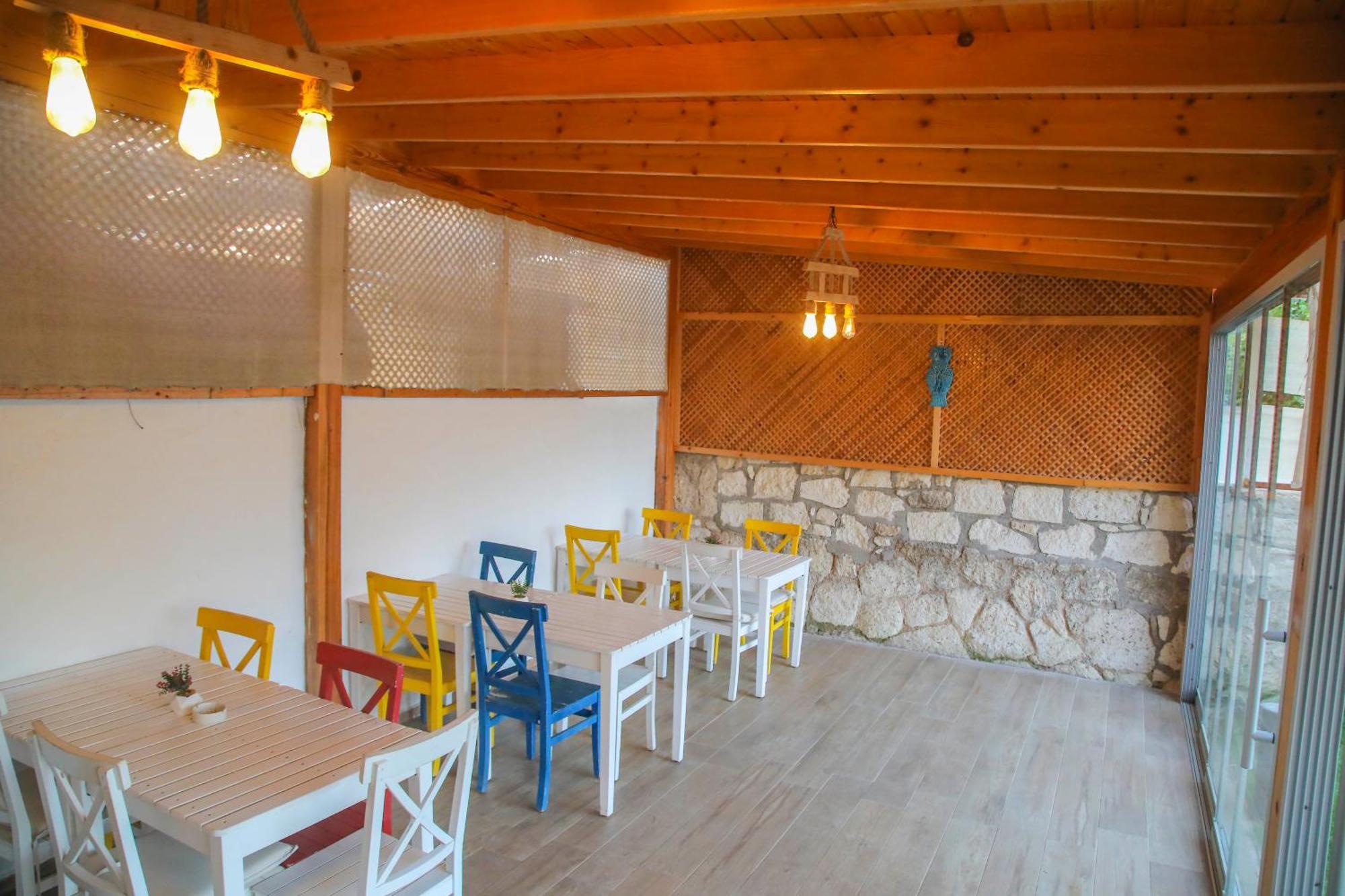 Londia Otel Алакати Екстериор снимка