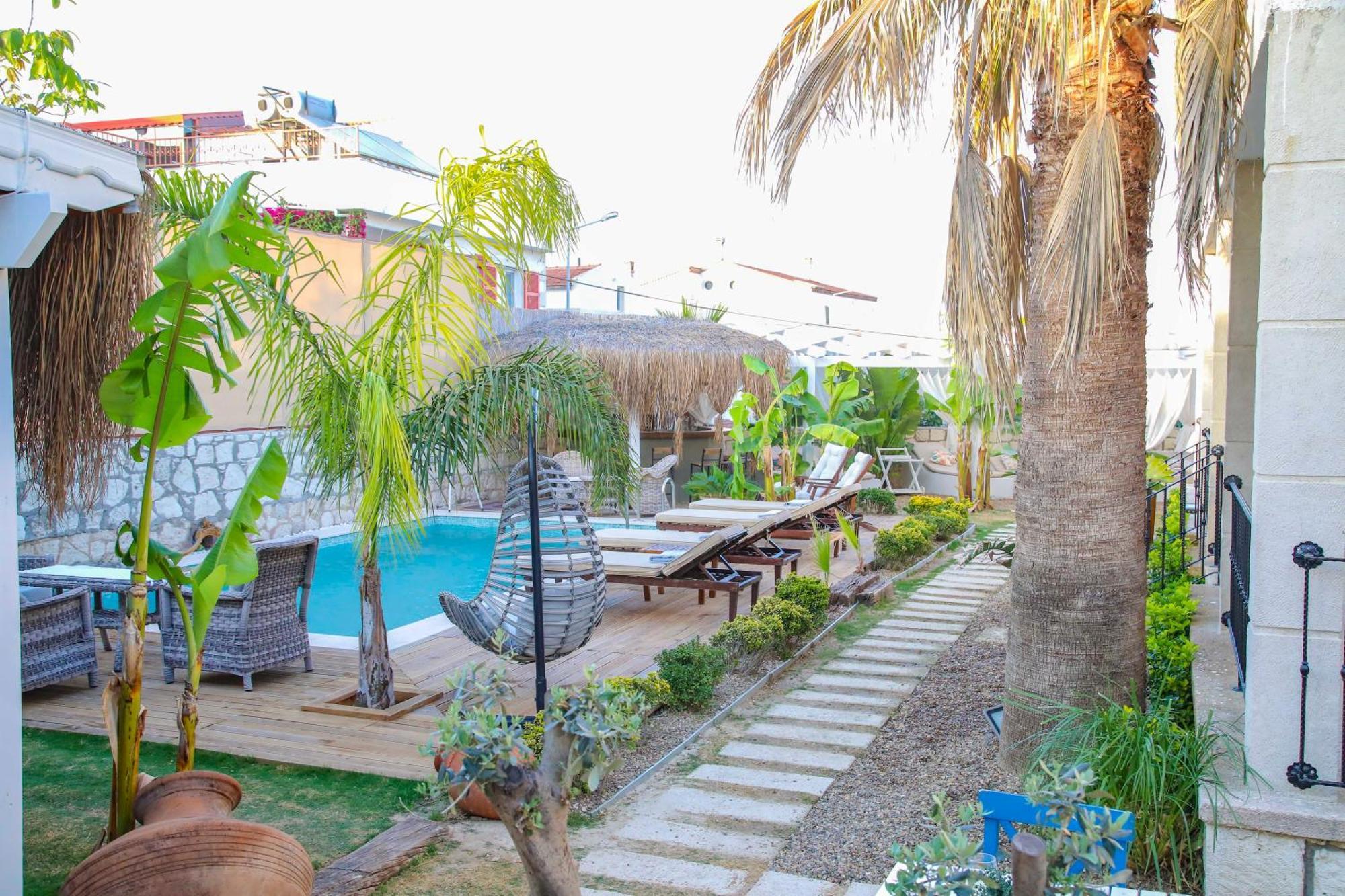 Londia Otel Алакати Екстериор снимка